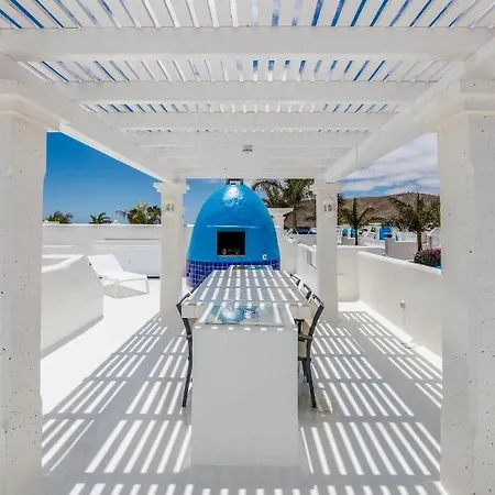 Sleeps 6 With Pool And Wifi *
